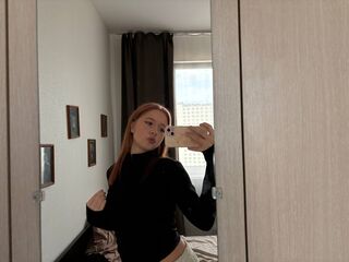 chatroom webcam pic LennieLukasik