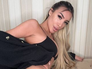 cam slut LexiAce