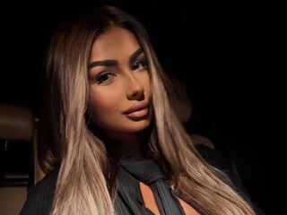 fingering girl cam LeylaBunny