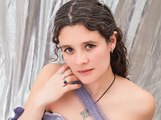 cam girl showing tits LiaMercur