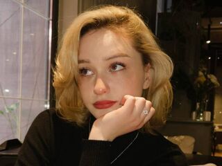streaming live webcam LilithYongi