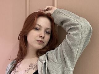 web cam chat LindaBenne