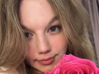 sex webcam chatroom LinnGrimshaw