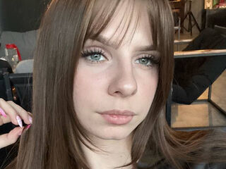 hot naked webcamgirl LoiseHarington