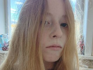 naked webcamgirl photo LonaTonas