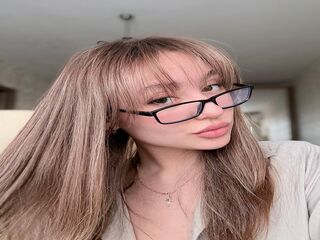 beautiful girlcam LunaTimer