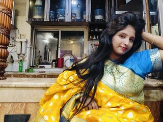 nude webcamgirl photo MaahiKhan