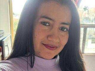 masturbating girl MariaStrike