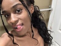 sexy webcamgirl picture MarlowLovee