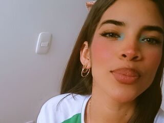 camgirl playing with dildo MeliSanders