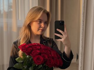 hot naked webcam girl MelissaMyla