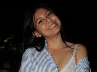 flirt chat room MiaSauvage