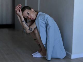 chat room live webcam MirnaLatourette