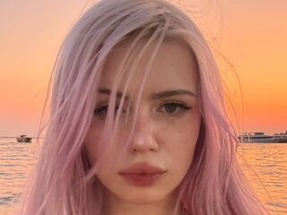 free webcam chatroom NelidaTidd