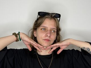 masturbating camgirl PatrinaJeronimo
