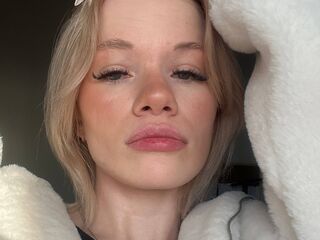 porn cam RenitaKoo