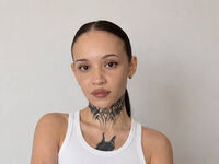 cam girl masturbating with dildo RosettaMellos