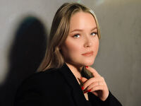 camgirl fingering bald pussy SallySavage