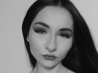 hot cam girl fingering shaved pussy SangArehano