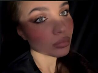 camslut fingering shaved pussy SeemaRedhouse