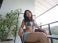 topless webcam girl Semirra