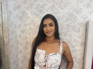 camwhore fingering shaved pussy SteicyMaze