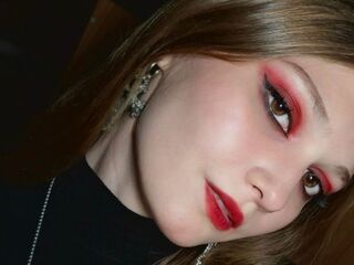 fingering camgirl TracieLauseng
