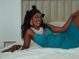 live webcam TylaCherie