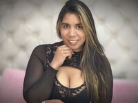 hot cam girl masturbating with vibrator ValeryLiv