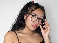 cam girl playing with vibrator VioletaVix