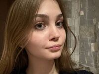 camgirl live YiBisher